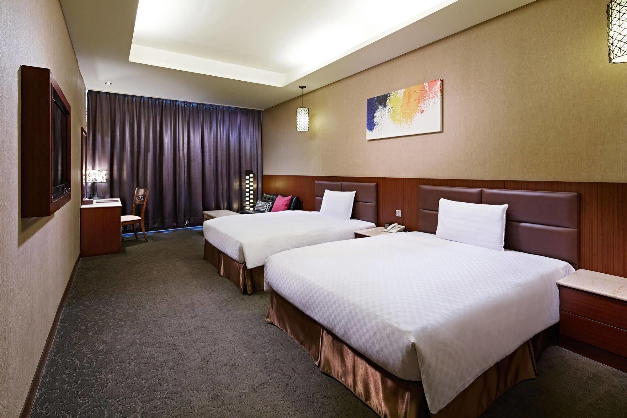 Guanko Hotel Цзяи Экстерьер фото